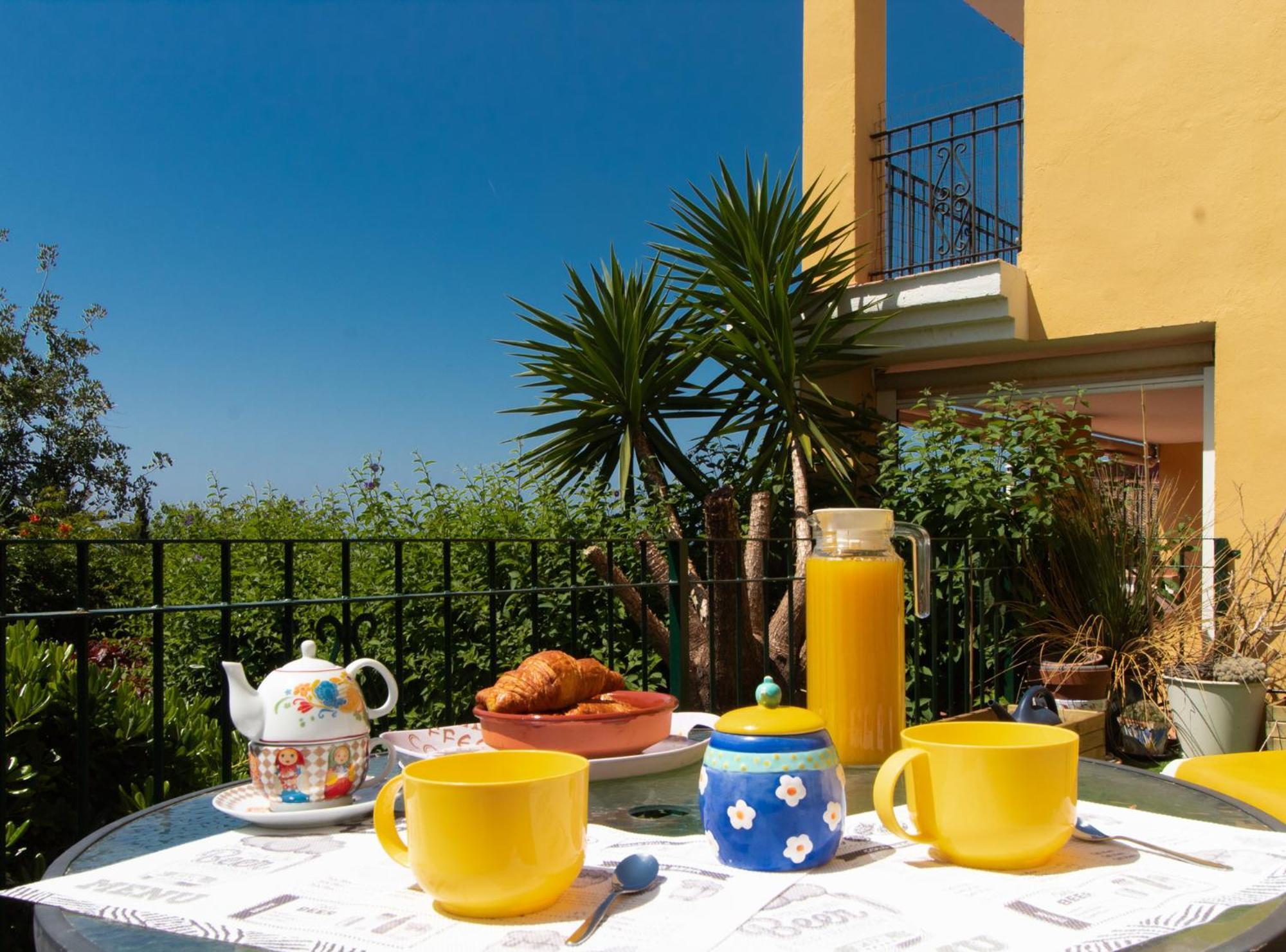 Costabella 1 Min Walking From The Appartement Marbella